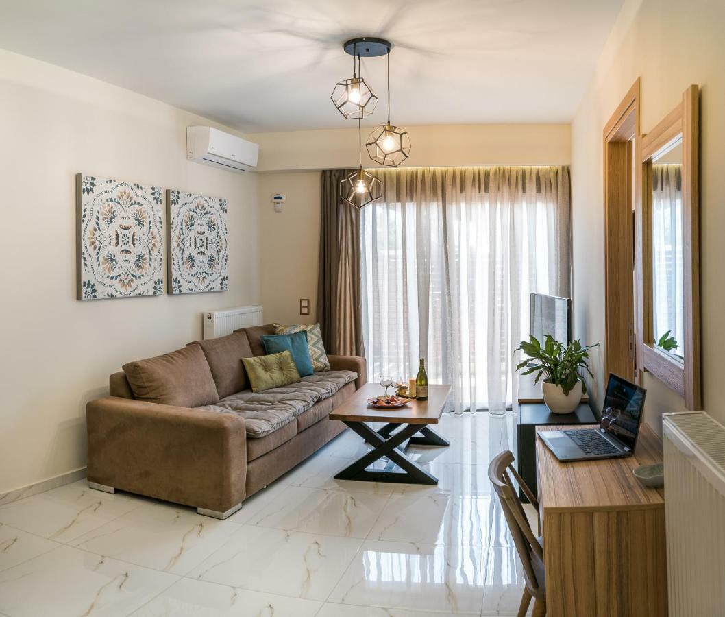 Lemar Luxury Apartments ヘルソニソス エクステリア 写真